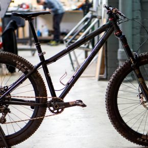 Bellé Cycles - Photo by: Toni de la Torre