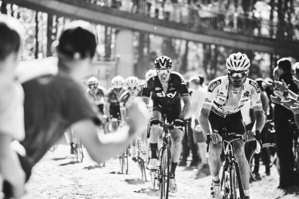 Paris-Roubaix Experience - Photo by: Carlos Fernández Laser (header)